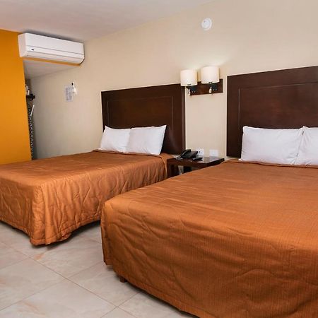 El Camino Hotel & Suites Heroica Caborca ภายนอก รูปภาพ