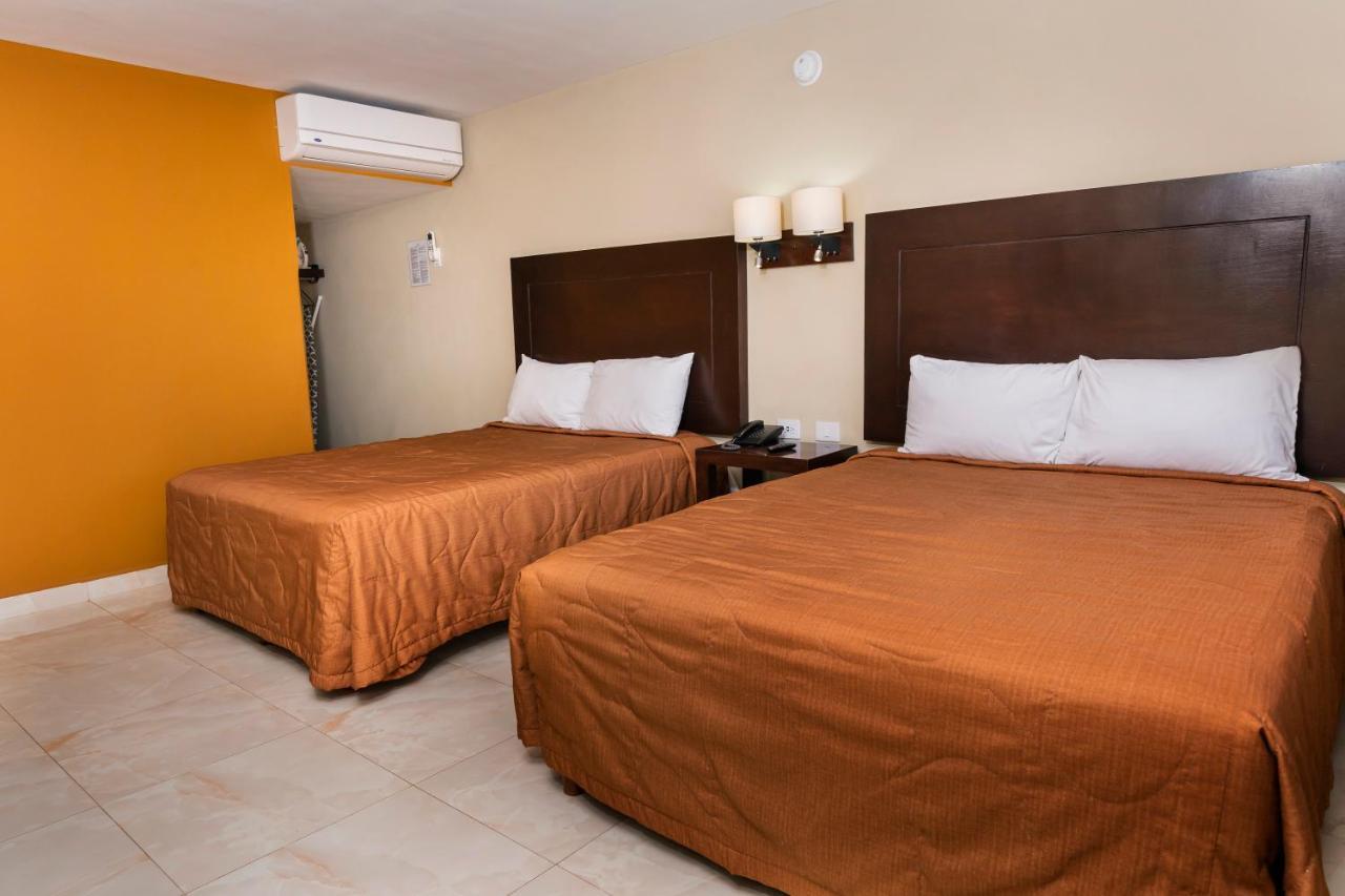 El Camino Hotel & Suites Heroica Caborca ภายนอก รูปภาพ