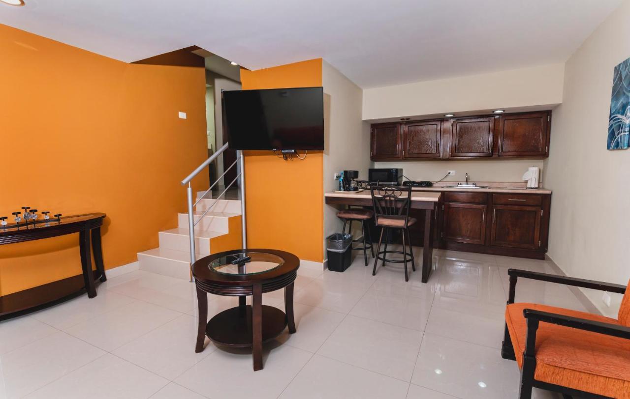 El Camino Hotel & Suites Heroica Caborca ภายนอก รูปภาพ