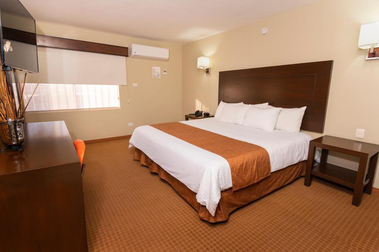 El Camino Hotel & Suites Heroica Caborca ภายนอก รูปภาพ