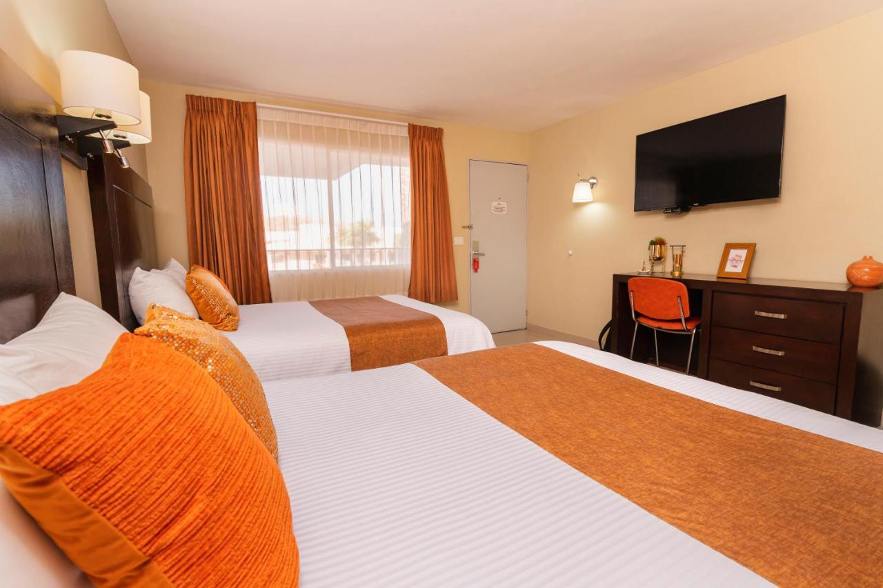 El Camino Hotel & Suites Heroica Caborca ภายนอก รูปภาพ