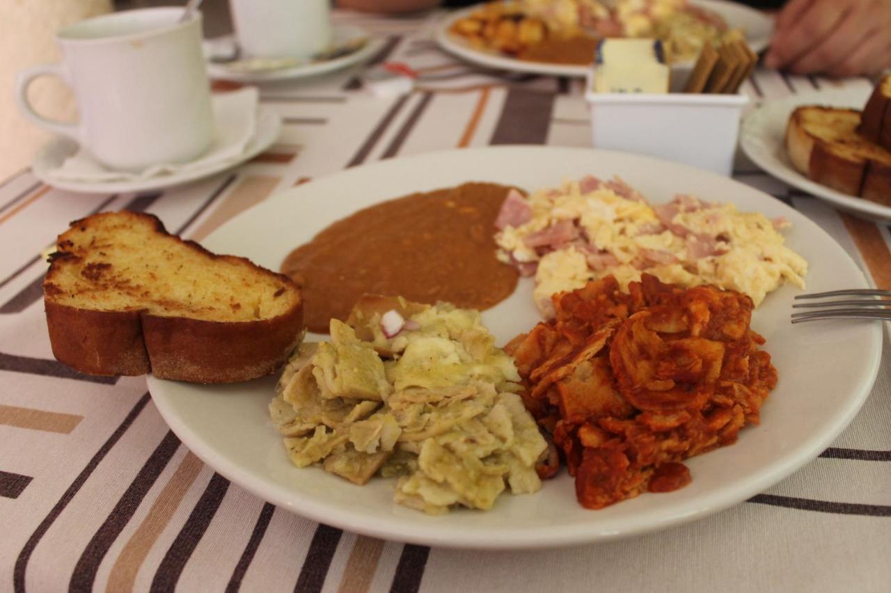 El Camino Hotel & Suites Heroica Caborca ภายนอก รูปภาพ